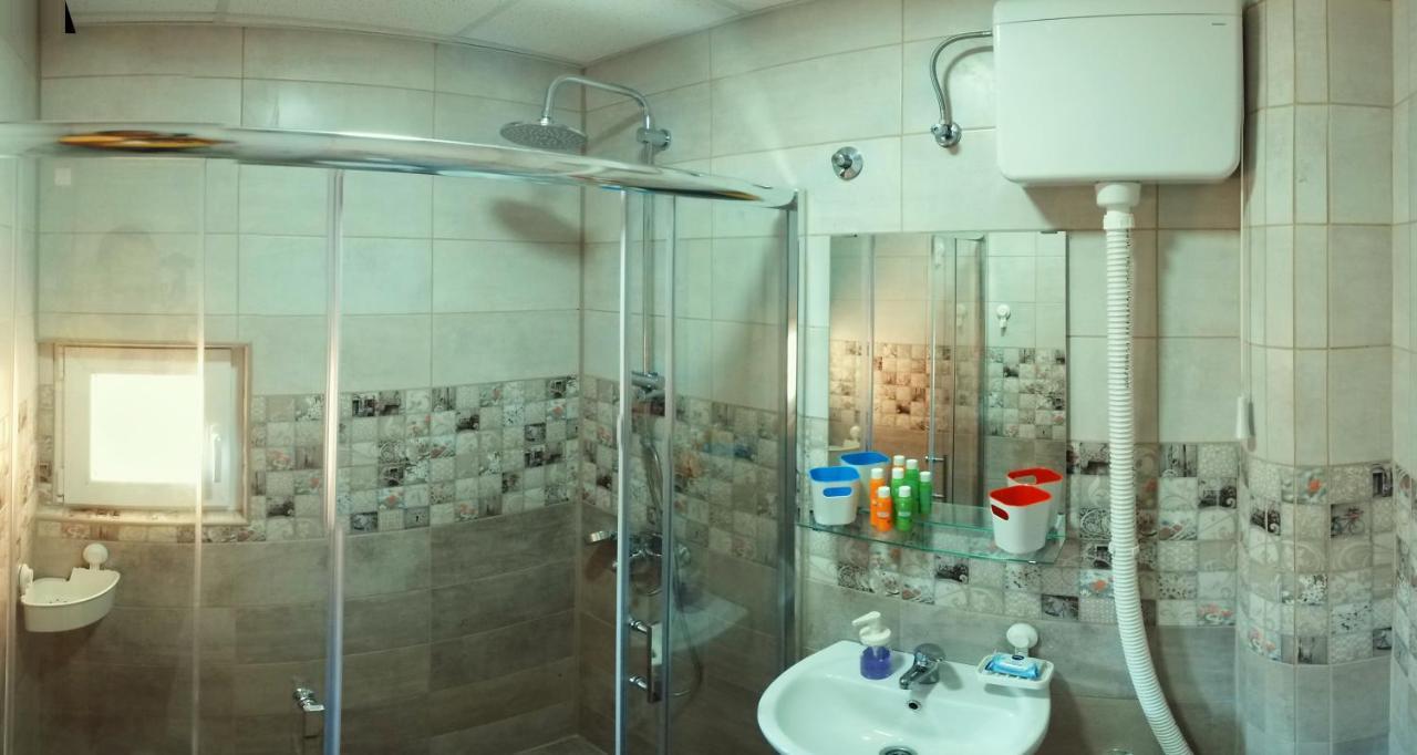Apartman Terassa Donji Milanovac Exterior foto