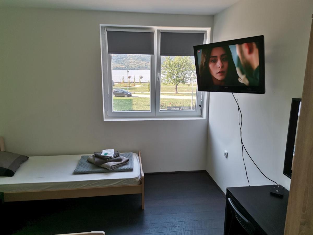 Apartman Terassa Donji Milanovac Exterior foto