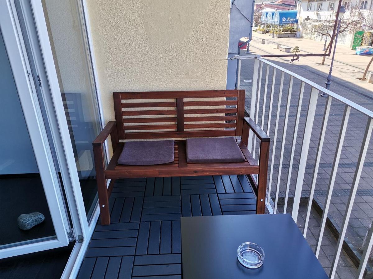 Apartman Terassa Donji Milanovac Exterior foto